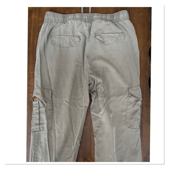 LOFT Olive Green Cargo Jogger Pants - Picture 8 of 10